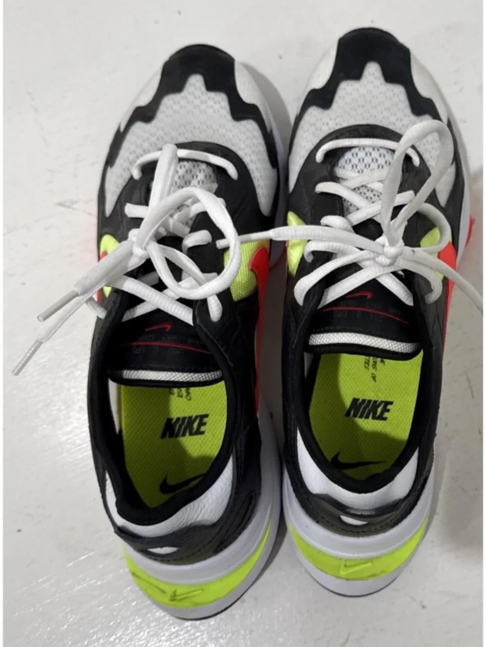 Nike Air Zoom Division Black Crimson Volt US Running CK2946 001 Womens Size 8.5